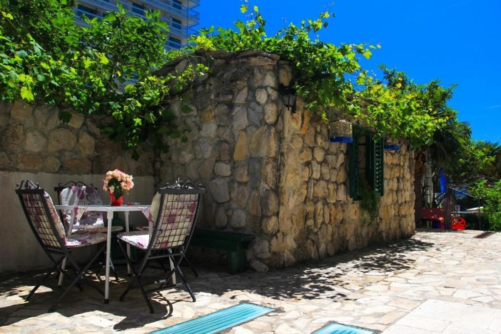 Apartments By The Sea Makarska - 15200 Eksteriør billede